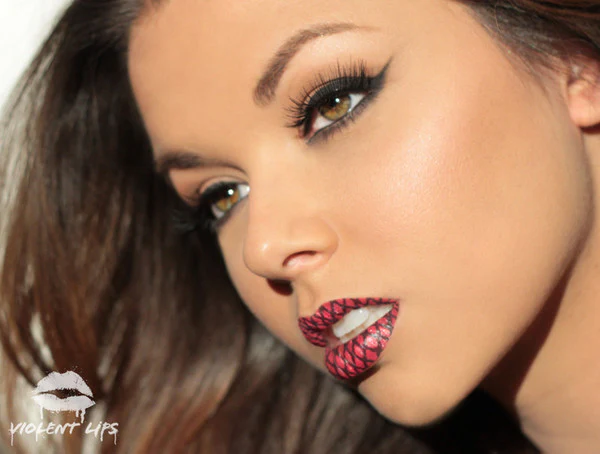 Red Fishnet Violent Lips - Image 2